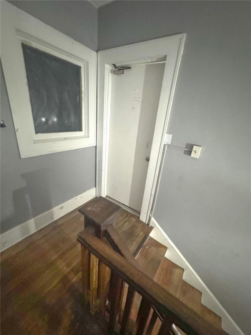 421 10th Avenue N, Saint Petersburg, FL 33701 Photo