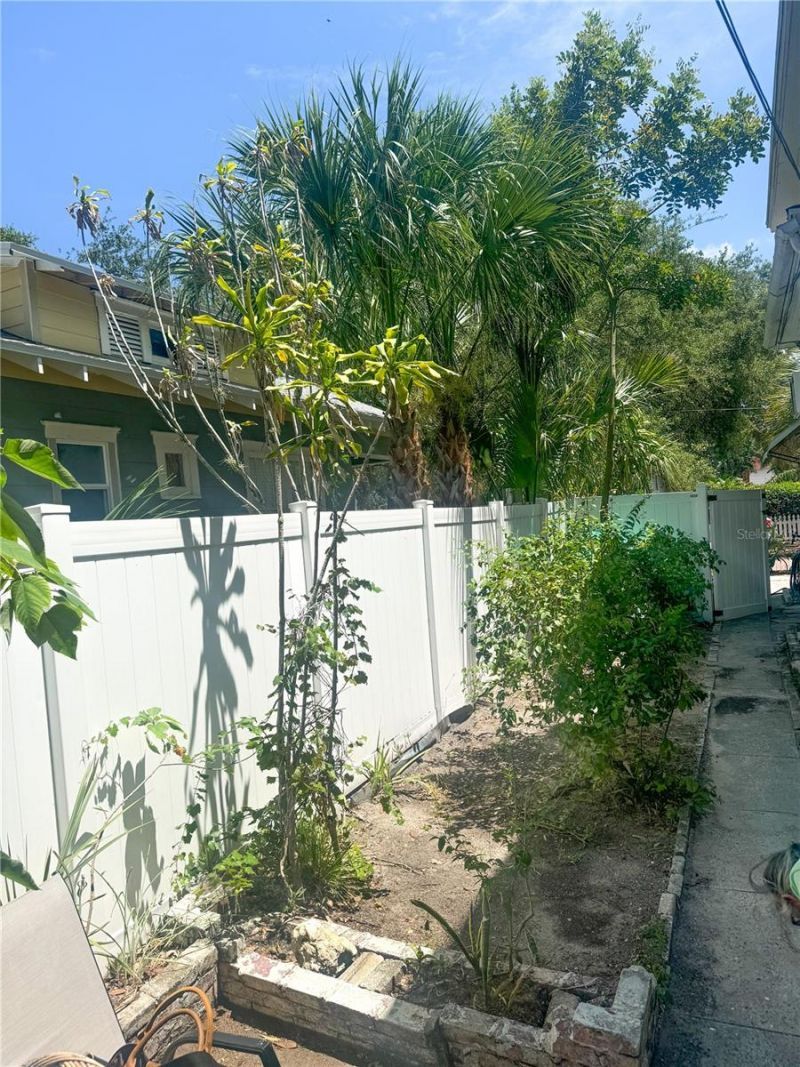 421 10th Avenue N, Saint Petersburg, FL 33701 Photo