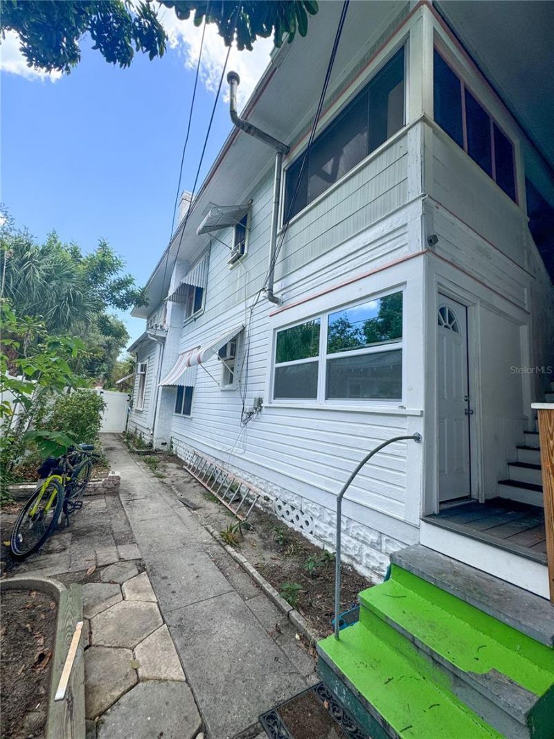 421 10th Avenue N, Saint Petersburg, FL 33701 Photo