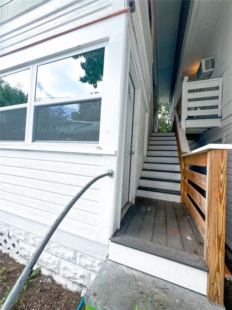 421 10th Avenue N, Saint Petersburg, FL 33701 Photo