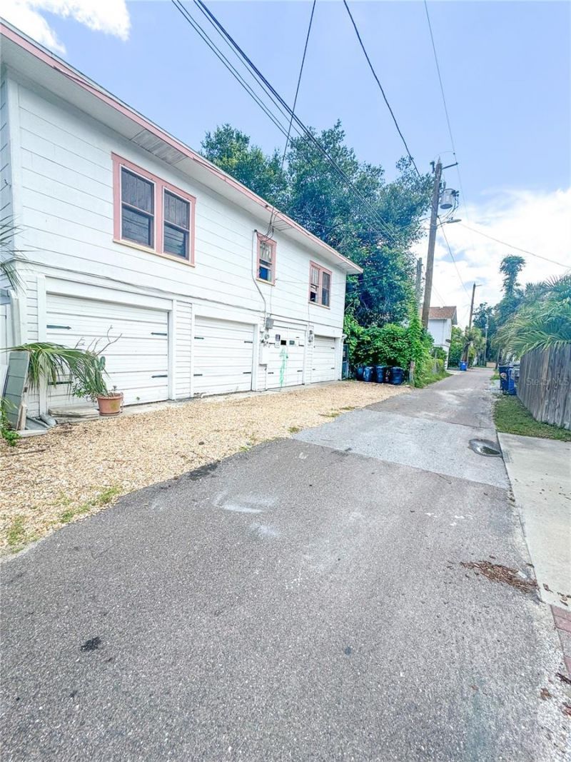 421 10th Avenue N, Saint Petersburg, FL 33701 Photo