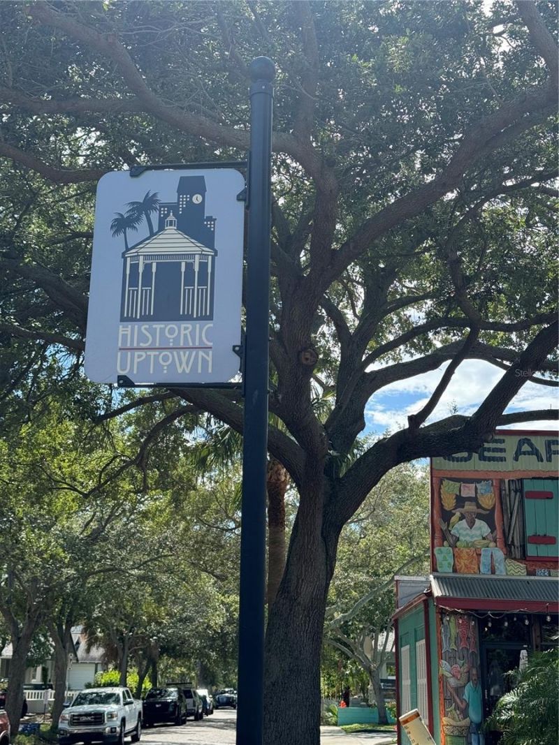 421 10th Avenue N, Saint Petersburg, FL 33701 Photo