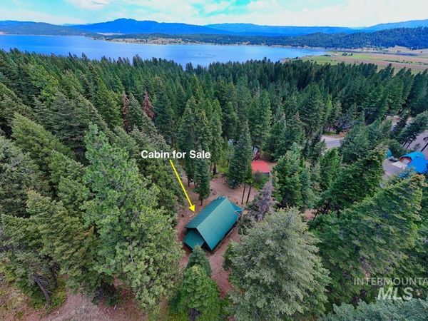 4 Ogburn Lane, Cascade, ID 83611