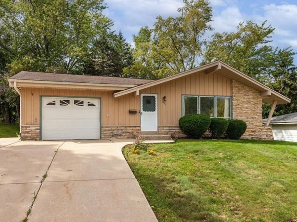 1774 Woodford Road, Cross Plains, WI 53528