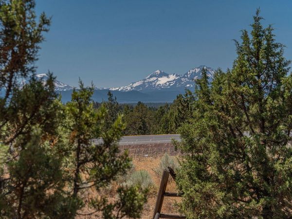 65600 Highway 20, Bend, OR 97703
