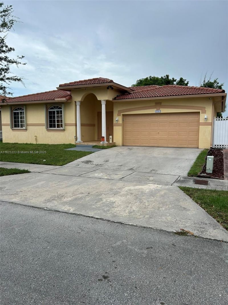 12414 SW 213th St, Miami, FL 33177 Photo