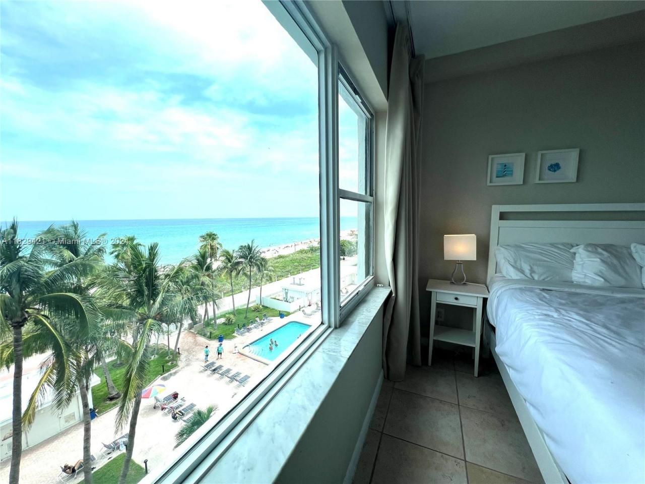6345 Collins Ave, Unit 635, Miami Beach, FL 33141 Photo
