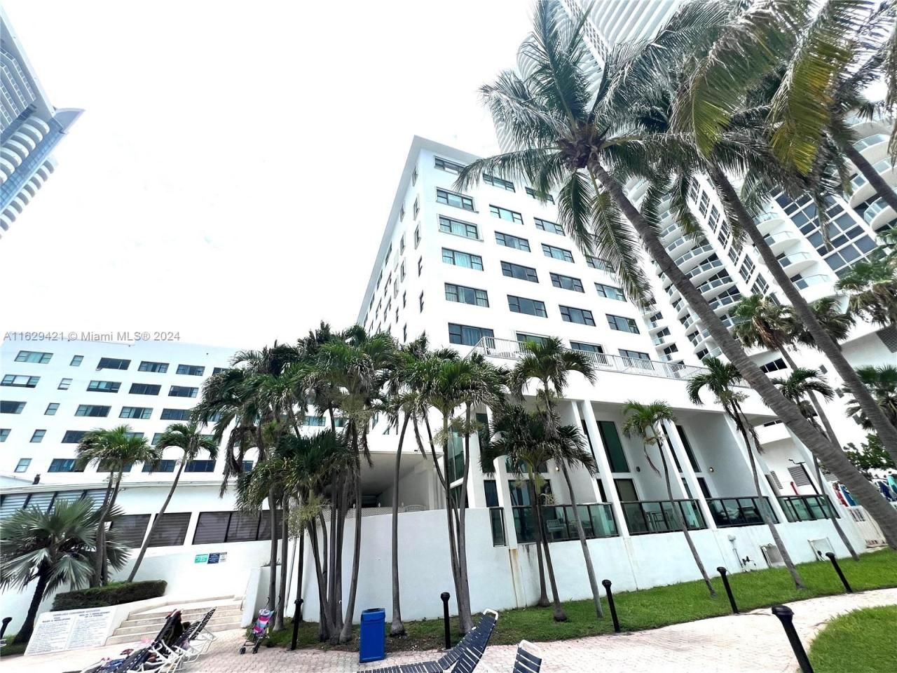 6345 Collins Ave, Unit 635, Miami Beach, FL 33141 Photo