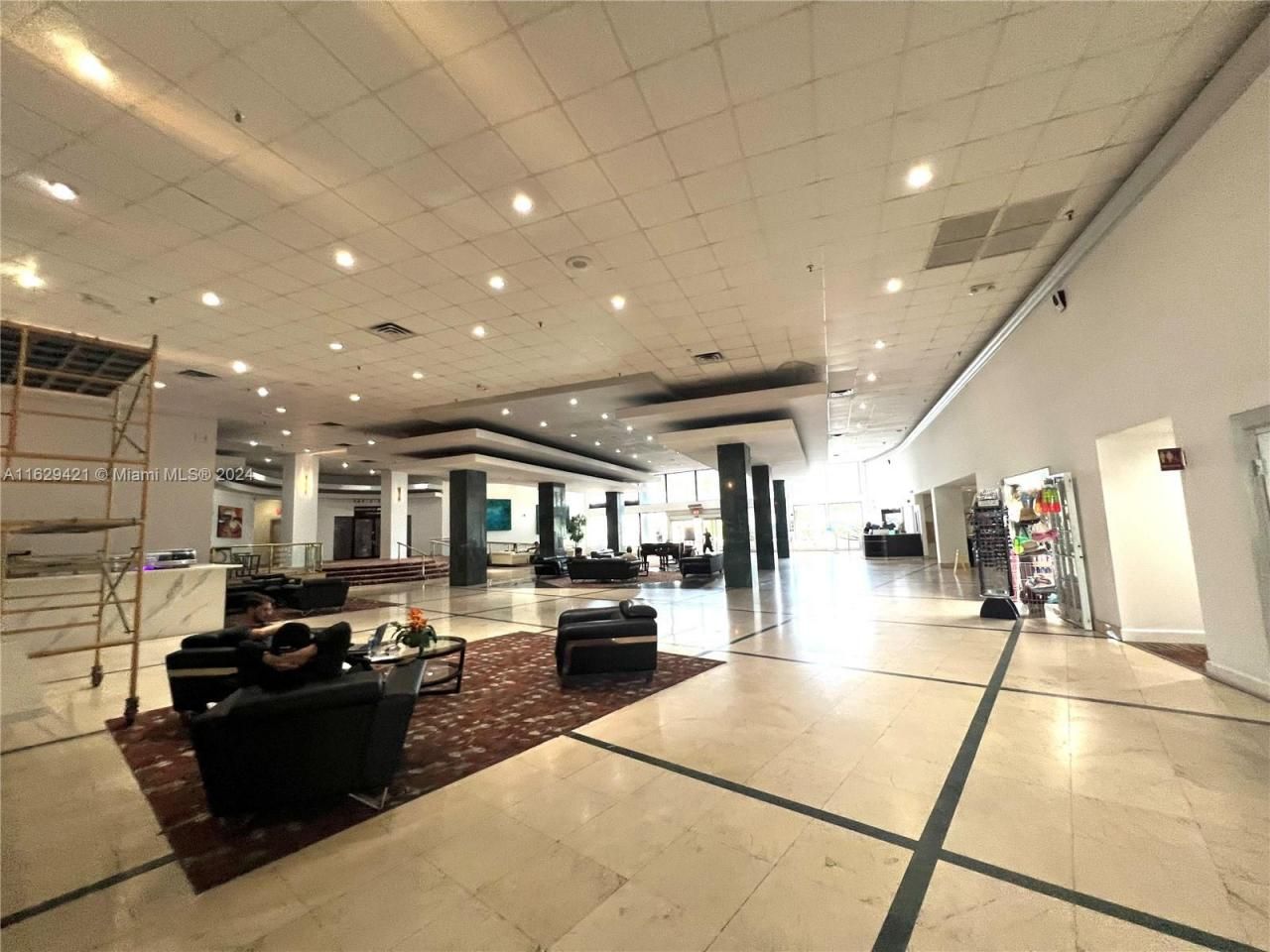 6345 Collins Ave, Unit 635, Miami Beach, FL 33141 Photo