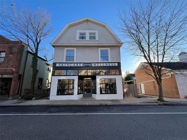 253 Sea Cliff Avenue, Sea Cliff, NY 11579