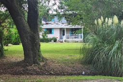 1132 Brownswood Road photo 4