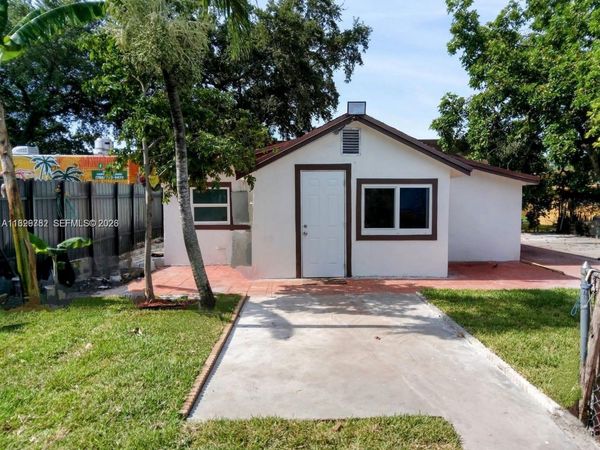 2720 NW 29th St, Unit 2720, Miami, FL 33142