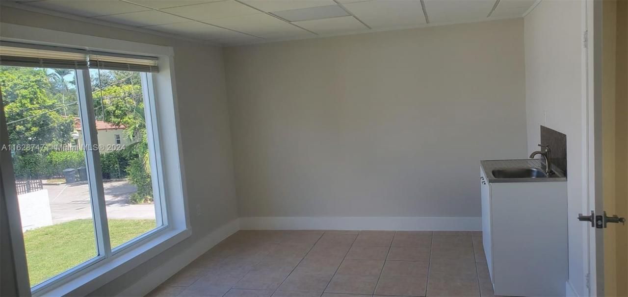 186 Westward Dr, Miami Springs, FL 33166 Photo