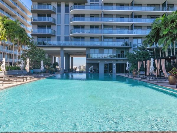 121 NE 34th St, Unit 905, Miami, FL 33137