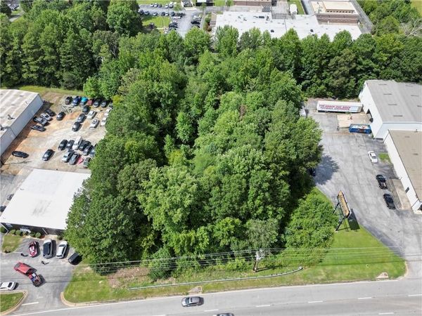 2095 SIGMAN Road NW, Conyers, GA 30012