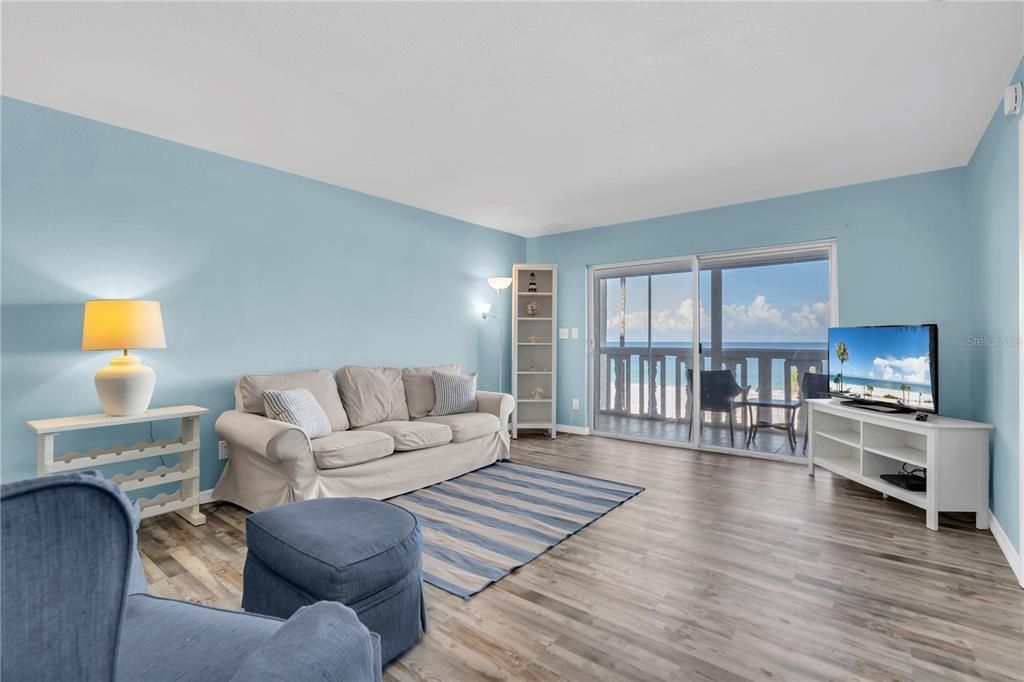 403 Gulf Way, Unit 302, Saint Pete Beach, FL 33706 Photo