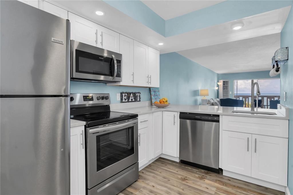 403 Gulf Way, Unit 302, Saint Pete Beach, FL 33706 Photo