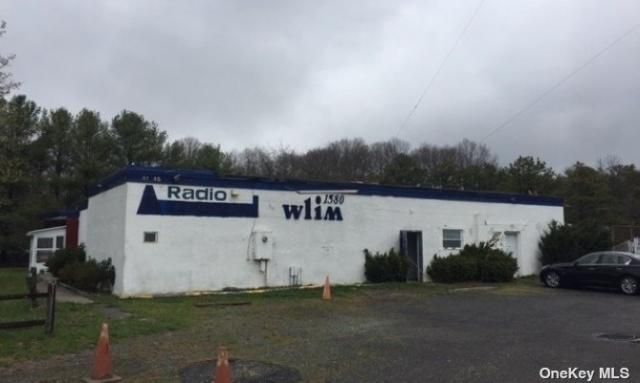 45 Pennsylvania Avenue, Medford, NY 11763 Main Photo