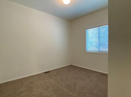 5812 Cedars Rd #3, Redding, CA 96001 Photo