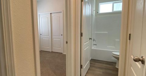 5812 Cedars Rd #3, Redding, CA 96001 Photo