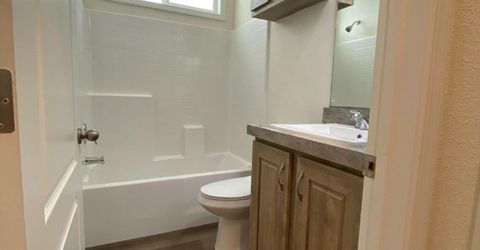 5812 Cedars Rd #3, Redding, CA 96001 Photo