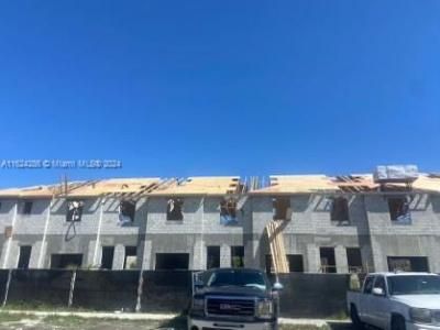 854 SW 1st St, Florida City, FL 33034 Photo