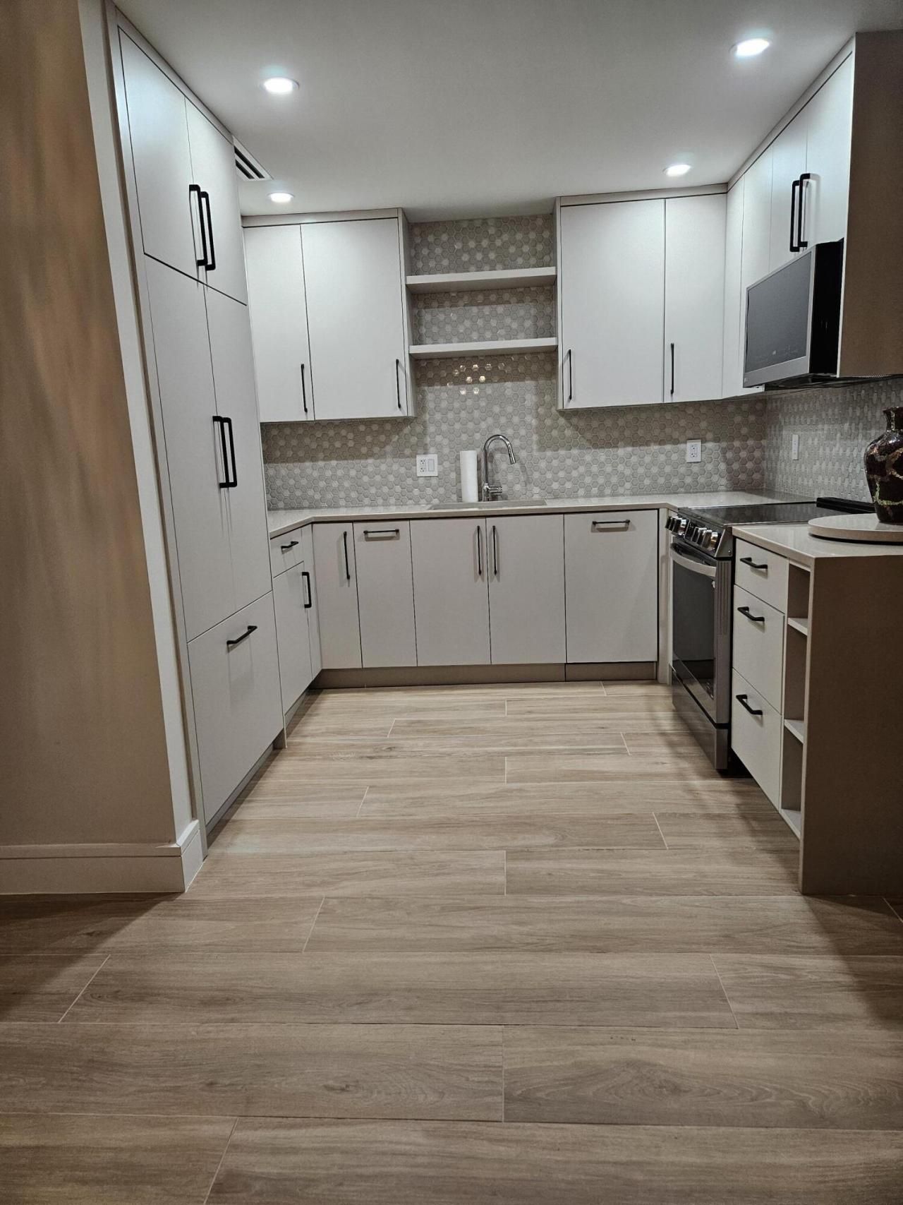 6397 Bay Club Drive, Unit 2, Fort Lauderdale, FL 33308 Photo