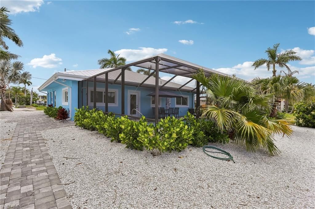 267 Flamingo St, Fort Myers Beach, FL 33931 Photo