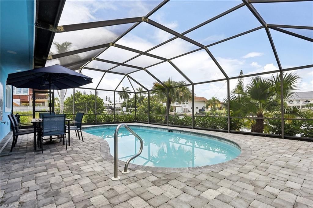 267 Flamingo St, Fort Myers Beach, FL 33931 Photo
