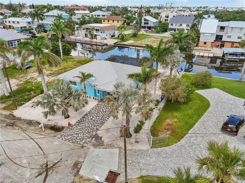 267 Flamingo St, Fort Myers Beach, FL 33931 Photo