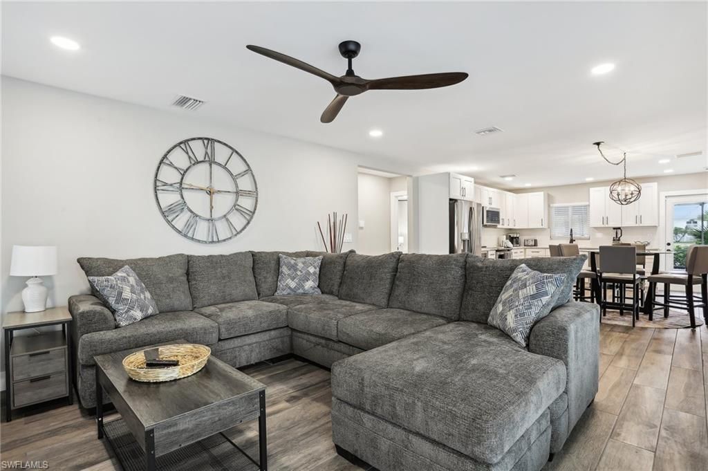 267 Flamingo St, Fort Myers Beach, FL 33931 Photo