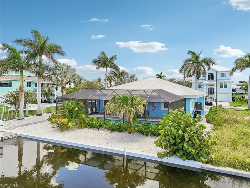 267 Flamingo St, Fort Myers Beach, FL 33931 Photo