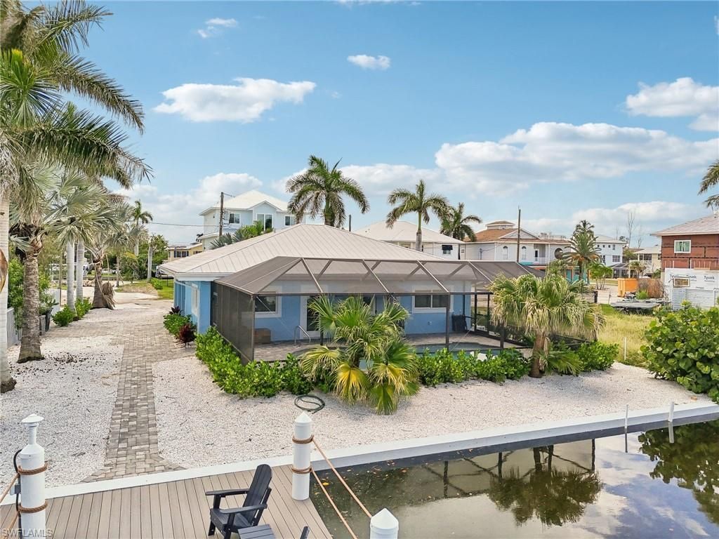267 Flamingo St, Fort Myers Beach, FL 33931 Photo