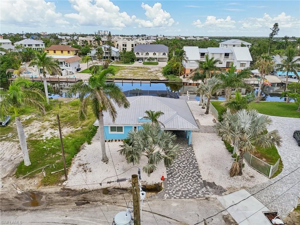 267 Flamingo St, Fort Myers Beach, FL 33931 Photo