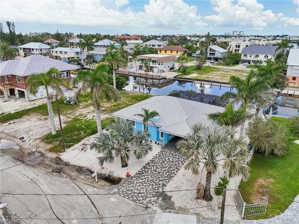 267 Flamingo St, Fort Myers Beach, FL 33931 Photo