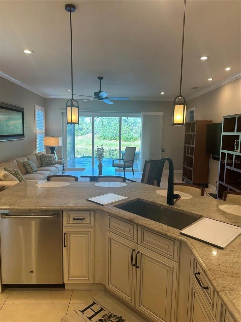 7135 Kensington Court, University Park, FL 34201 Photo