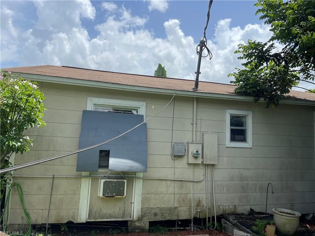 2105 Carrell Rd, Fort Myers, FL 33901 Photo