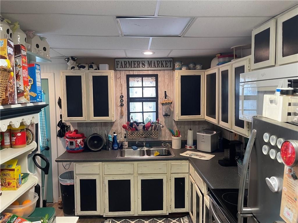 2105 Carrell Rd, Fort Myers, FL 33901 Photo