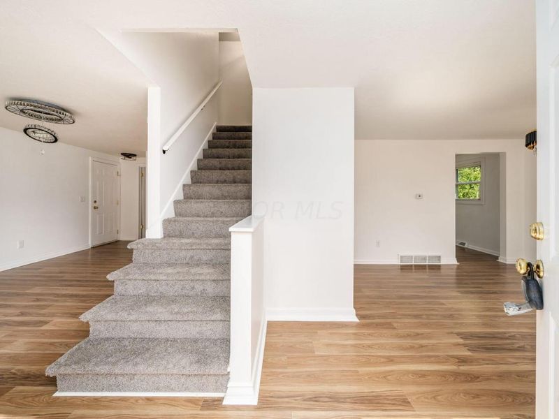 1288 Oakfield Drive N, Columbus, OH 43229 Photo 18