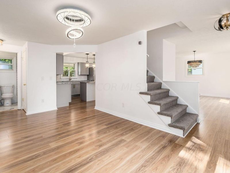 1288 Oakfield Drive N, Columbus, OH 43229 Photo 9