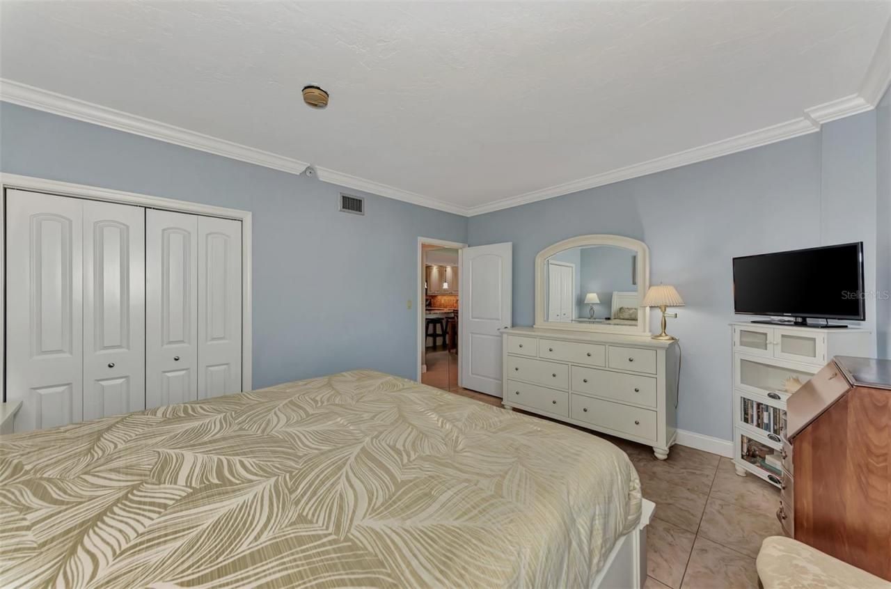 1945 Gulf Of Mexico Drive, Unit M2-414, Longboat Key, FL 34228 Photo