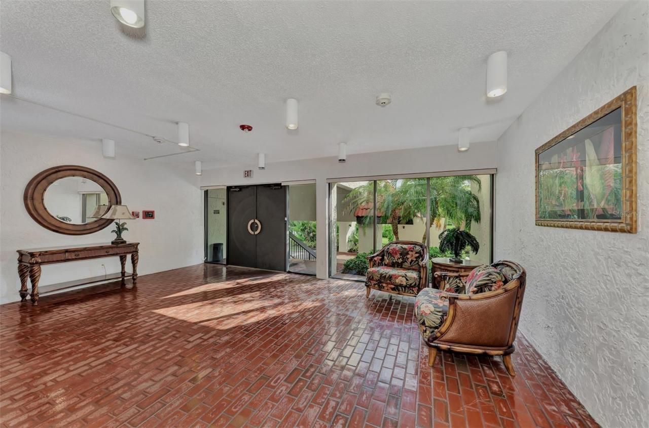 1945 Gulf Of Mexico Drive, Unit M2-414, Longboat Key, FL 34228 Photo