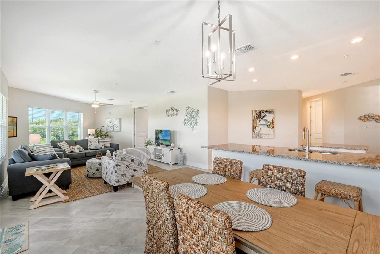 7930 34th Avenue W, Unit 102, Bradenton, FL 34209 Photo
