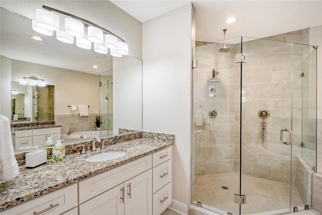 7930 34th Avenue W, Unit 102, Bradenton, FL 34209 Photo