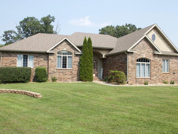 2444 Copperwood Drive, Lebanon, MO 65536