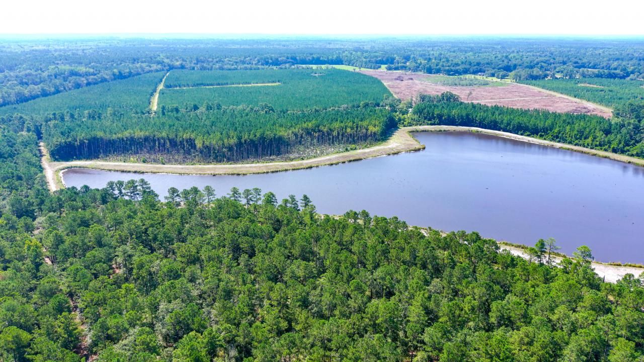 565 Hidden Lake Retreat Photo 22