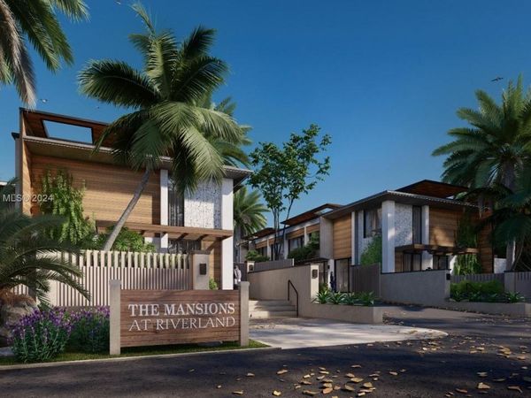 1955 SW 29th Ave, Unit 2C, Fort Lauderdale, FL 33312