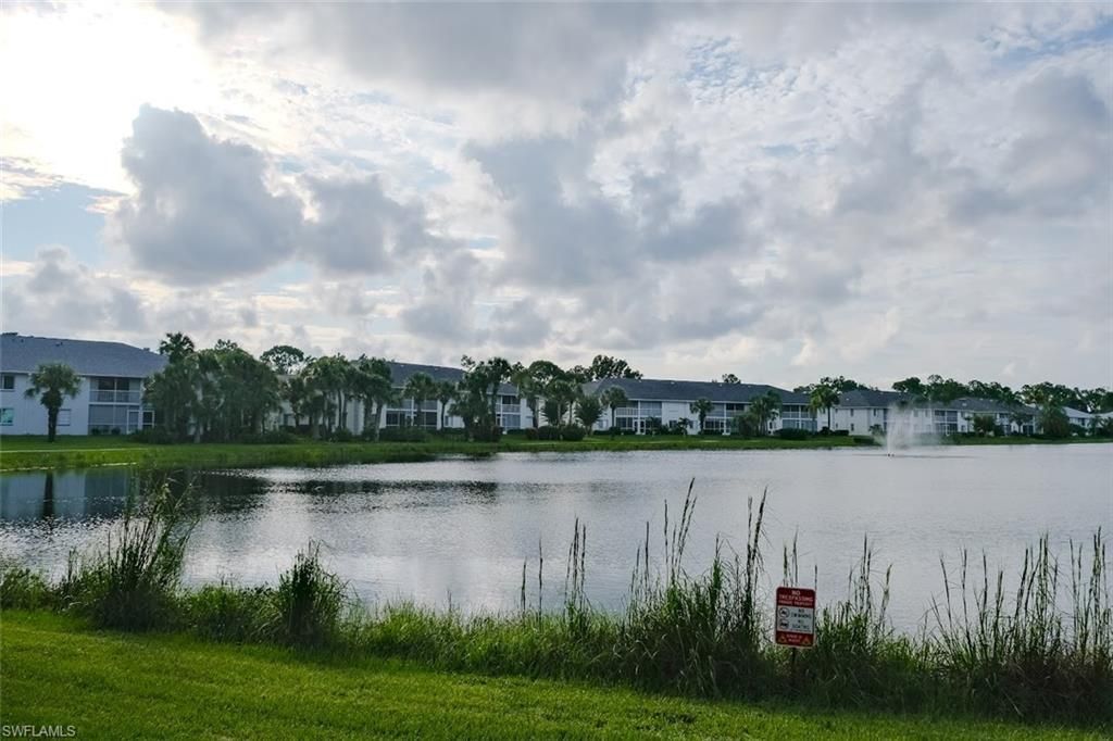 345 Gabriel Cir, Unit 2411, Naples, FL 34104 Photo