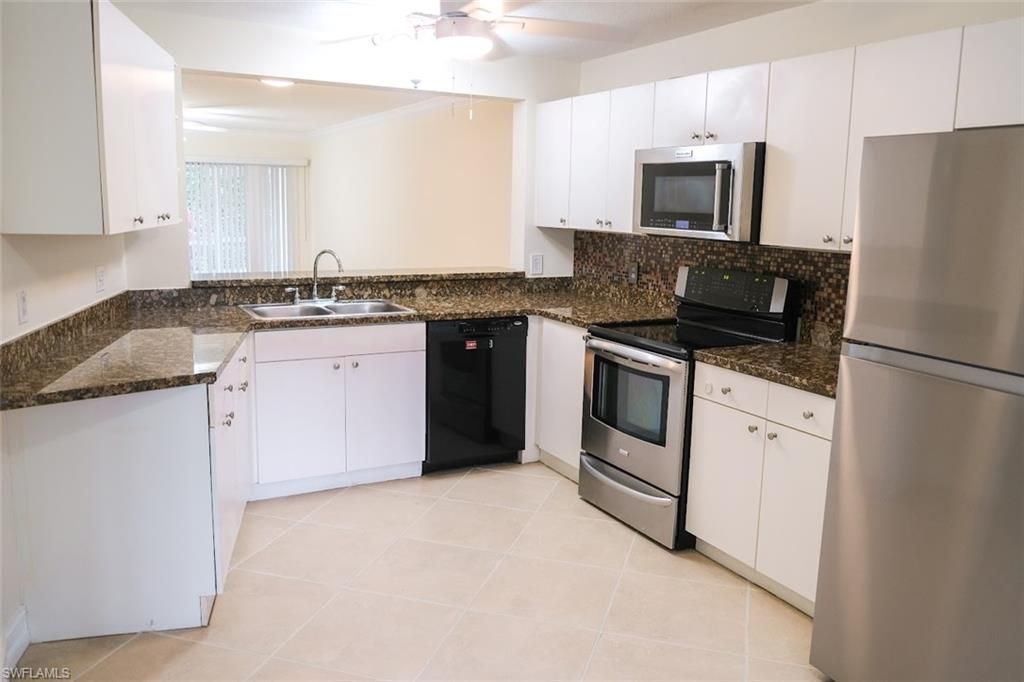 345 Gabriel Cir, Unit 2411, Naples, FL 34104 Photo