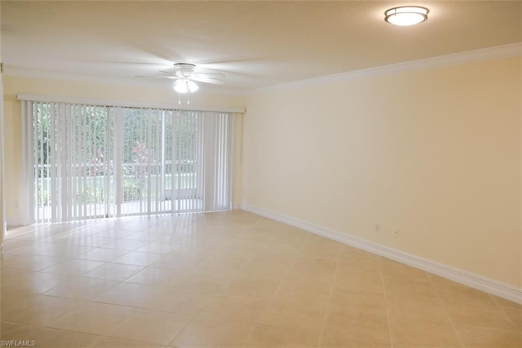 345 Gabriel Cir, Unit 2411, Naples, FL 34104 Photo